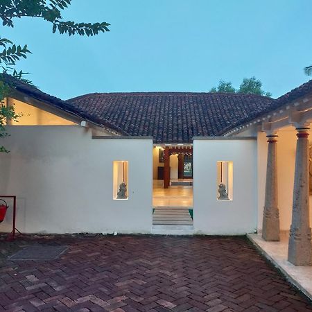 Mangala Heritage By Luxunlock Private Villas Tirukkannapuram Exterior foto
